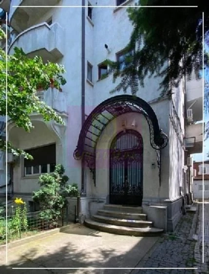 PROPRIETATE DE PRESTIGIU ÎN VILĂ | DOROBANȚI–CAPITALE | 220 MP