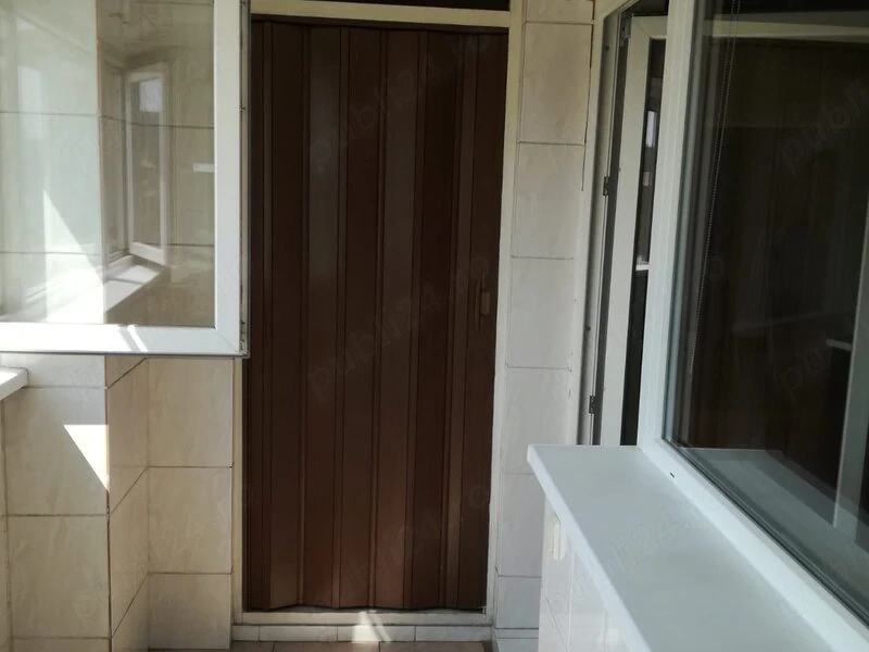 timpuri noi garsoniera spatioasa decomandat