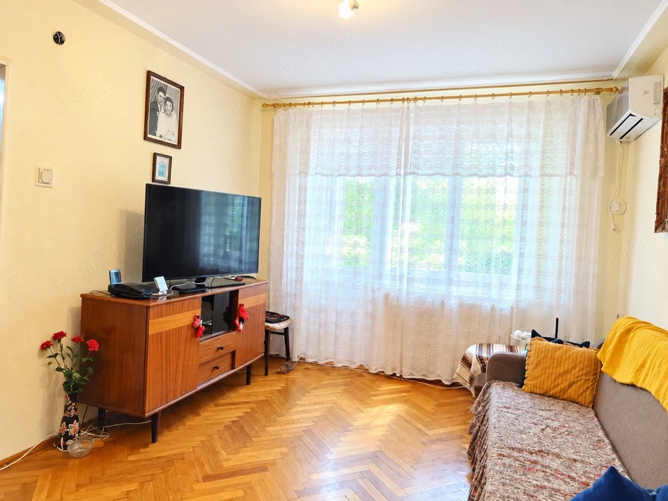 Apartament 2 camere de vânzare – Calea Craiovei 