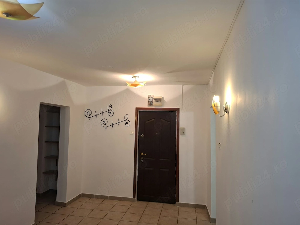 Apartament 4 camere Brașov - poza 4