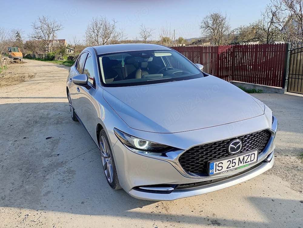 Mazda 3 MHEV Sedan 2021 
