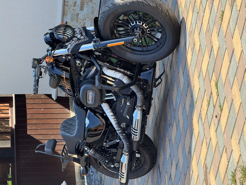 Motocicleta Harley Davidson XL 1200