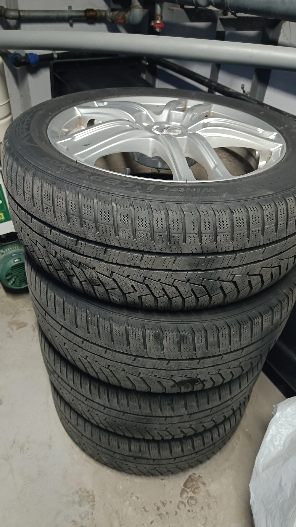 Set Jante Aliaj 17" Ford Mondeo + Cauciucuri de Iarna Hankook R17"