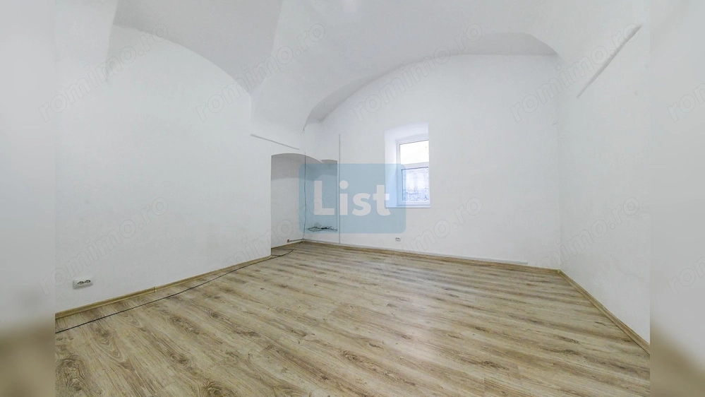 Spatiu de birou, 20 mp, zona Ultracentrala, Dej
