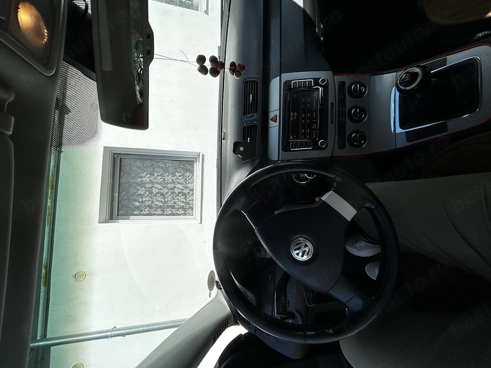 VW Passat B6 2.0 TDI   2006   Preț negociabil