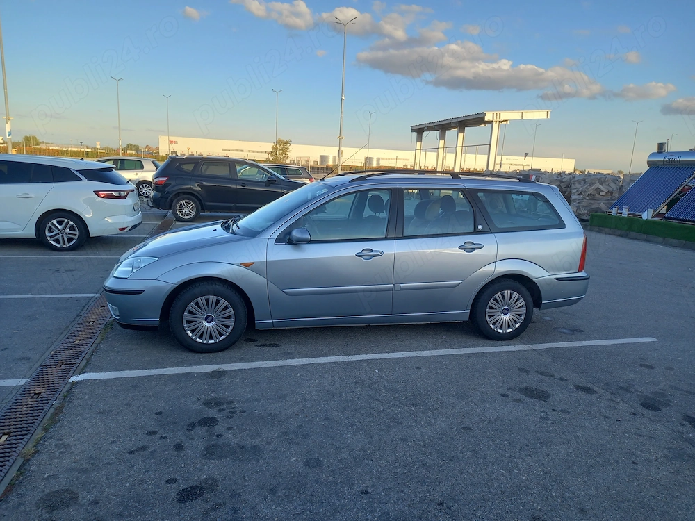 Ford Focus Ghia Zetec benzina