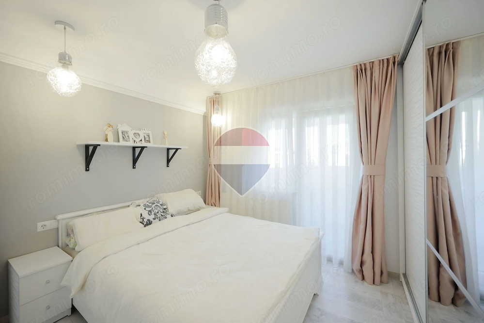 De vânzare apartament cu 3 camere în Oradea,  zona Decebal