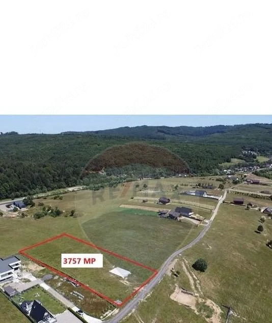 De vânzare 3700 mp teren extravilan 