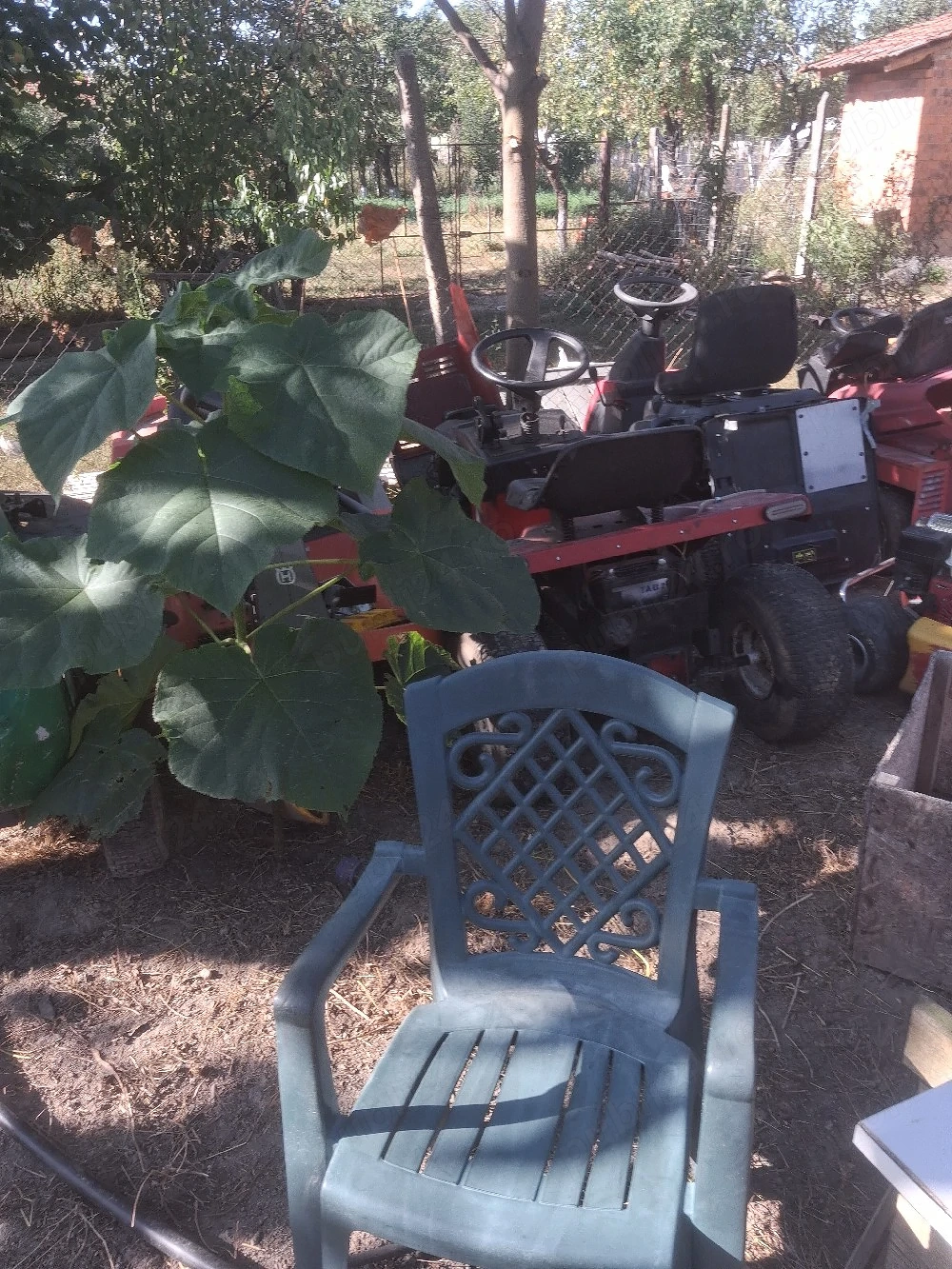 piese tractoras de tuns iarba