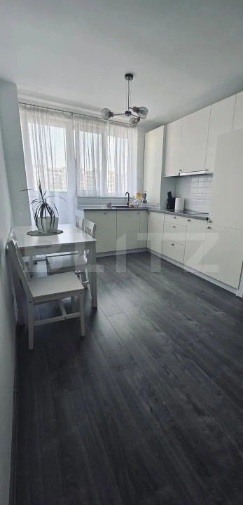 Apartament 3 camere, 58 mp, zona Torontal