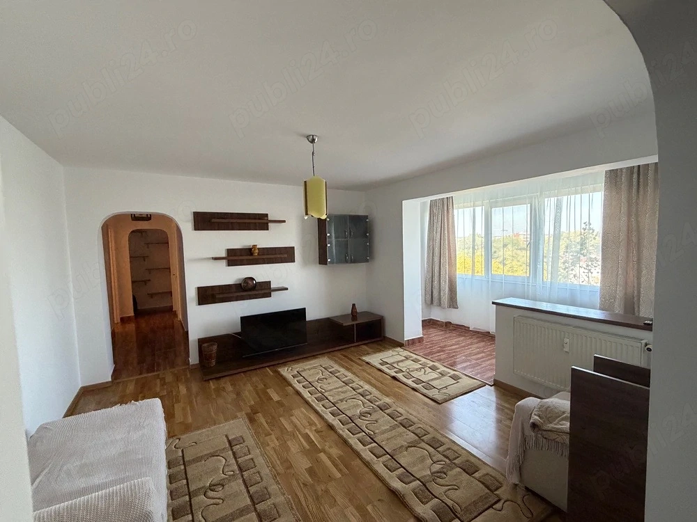 Inchiriere apartament 3 camere - Pajura