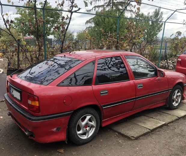 Opel Vectra A 1990, 1.6 benzina