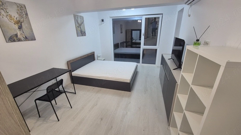 berceni metrou apollo vest etaj 2