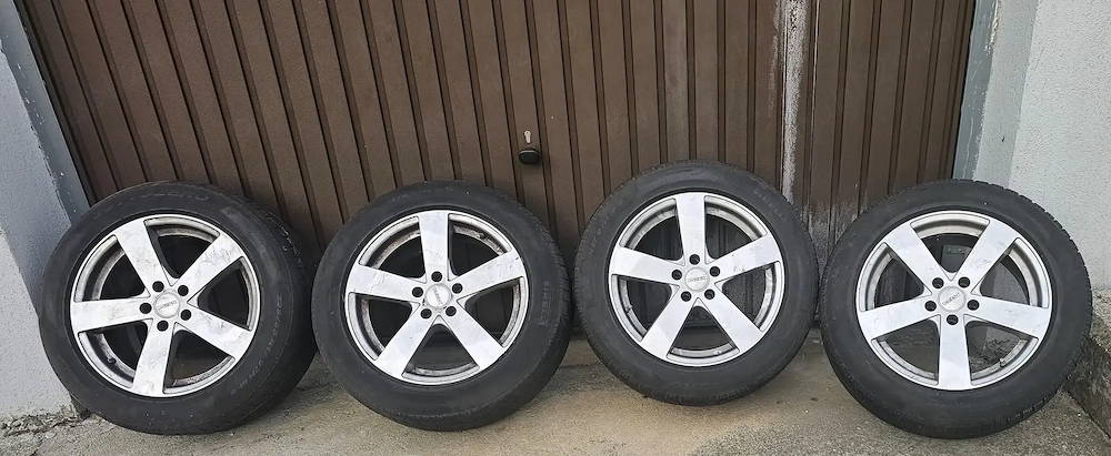 Roti de iarna 225/55 R 17