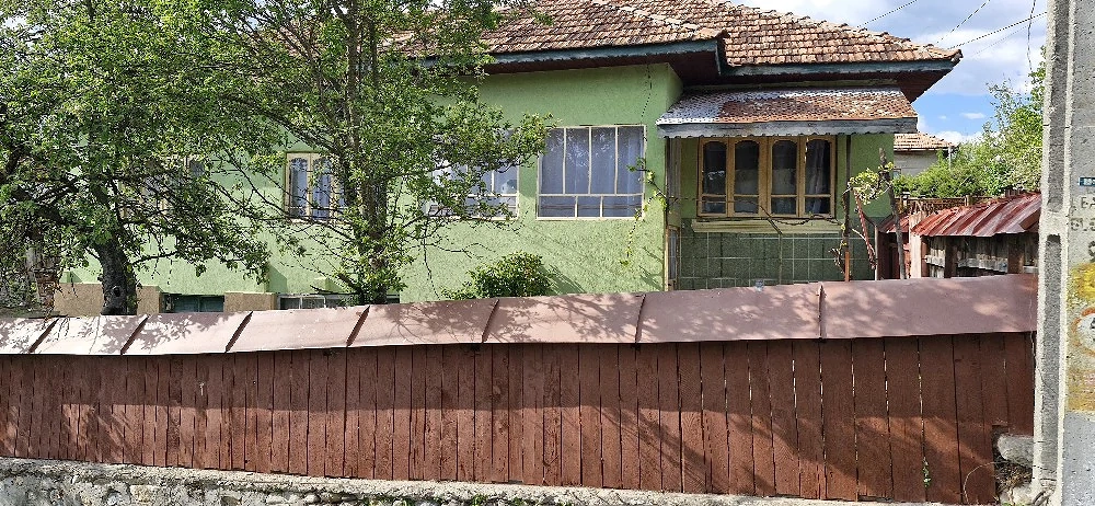 vand casă 
