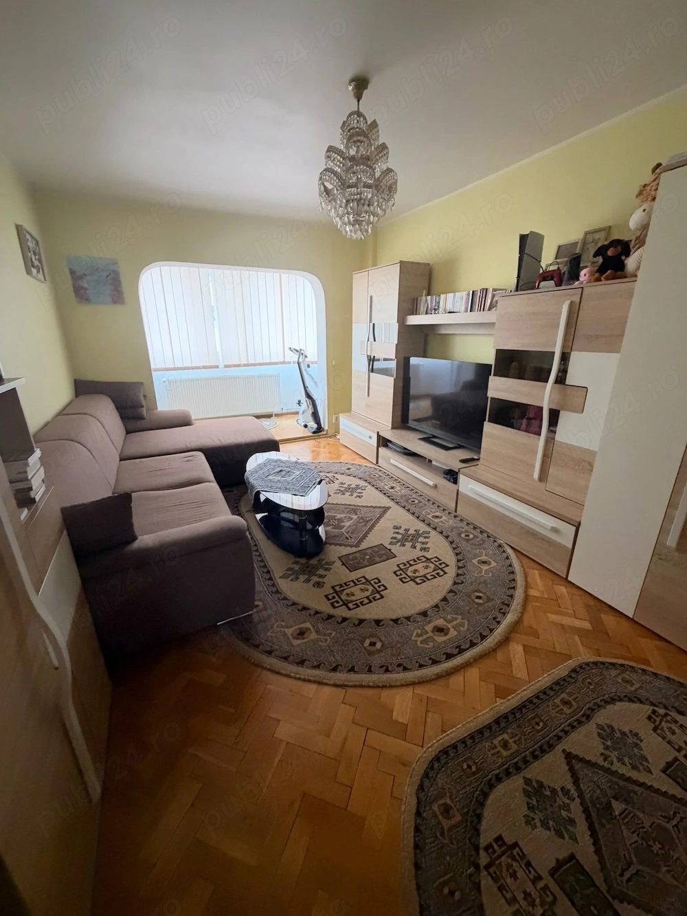 Închiriez apartament 2 camere