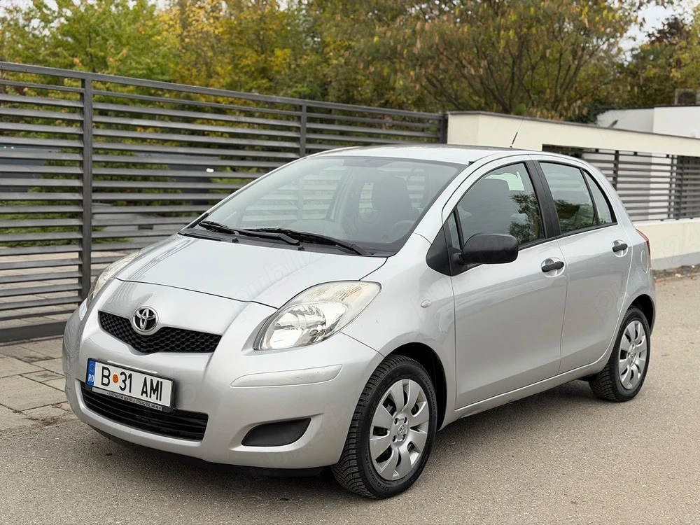 Toyota Yaris Model Comfort 2010 EXEMPLAR CU DOAR 800 KM NOUĂ 1.3 VVT-i 100Cp Primul Propietar 800km 