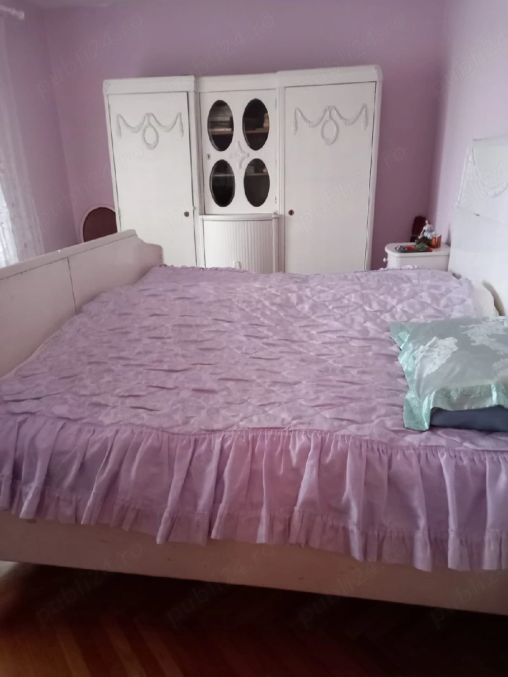 Chirie o camera, confort deosebit pentru eleva sau studenta.