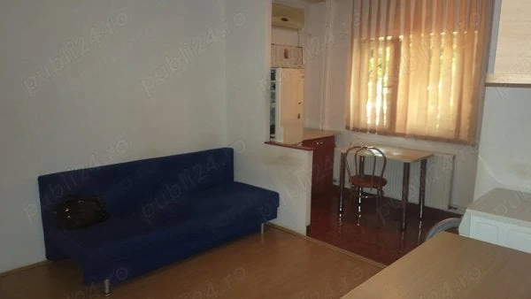 Închiriez garsonieră în Soarelui
