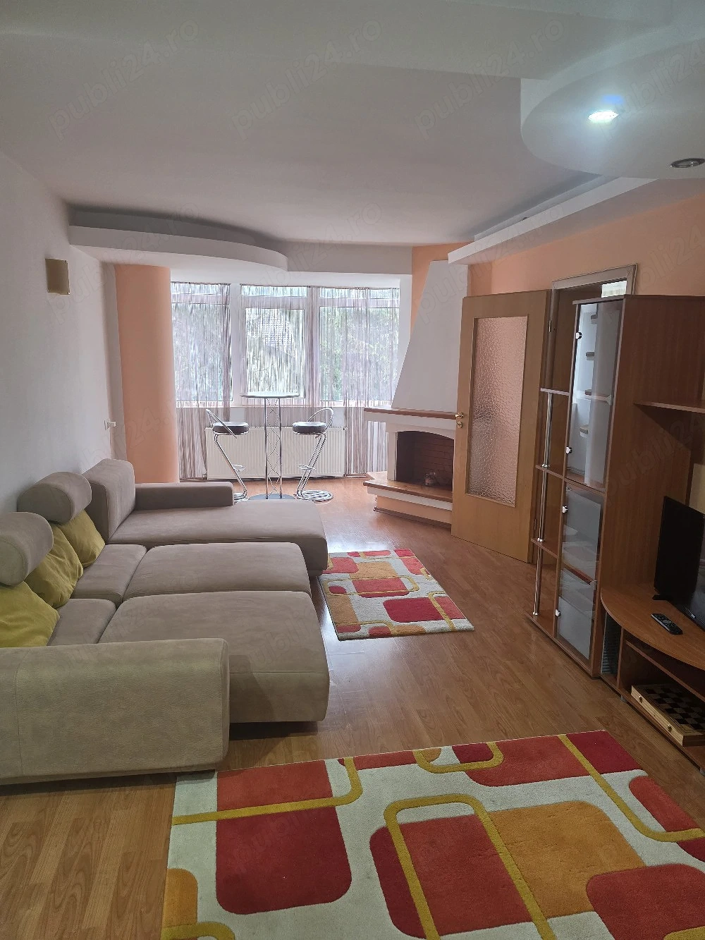 Vând apartament central Predeal 