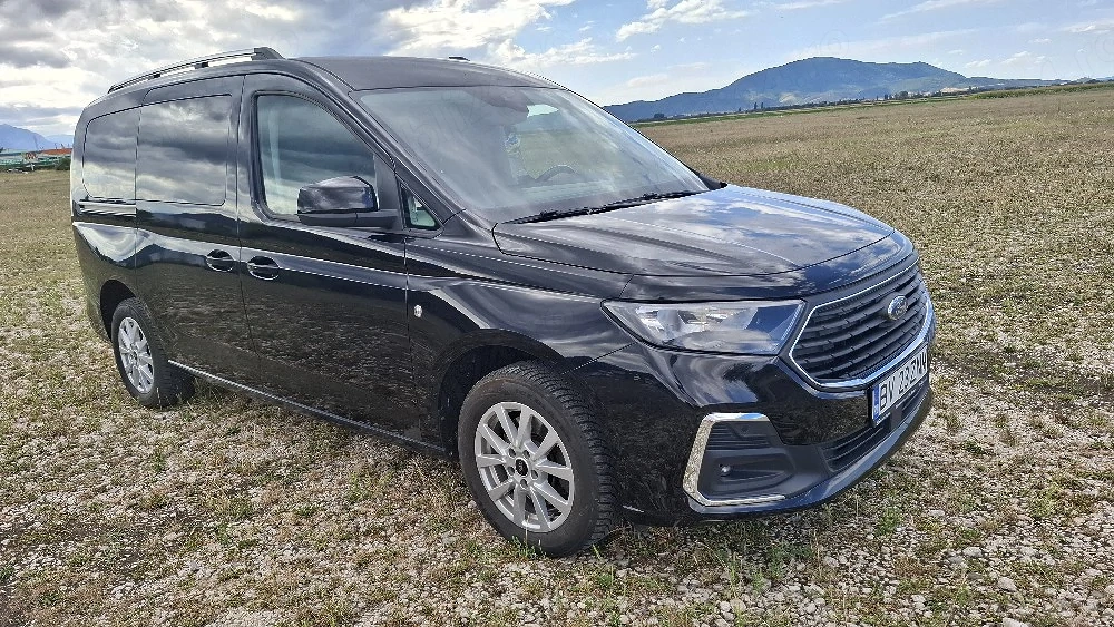 vând ford tourneo  schimb 2000tdi automat 