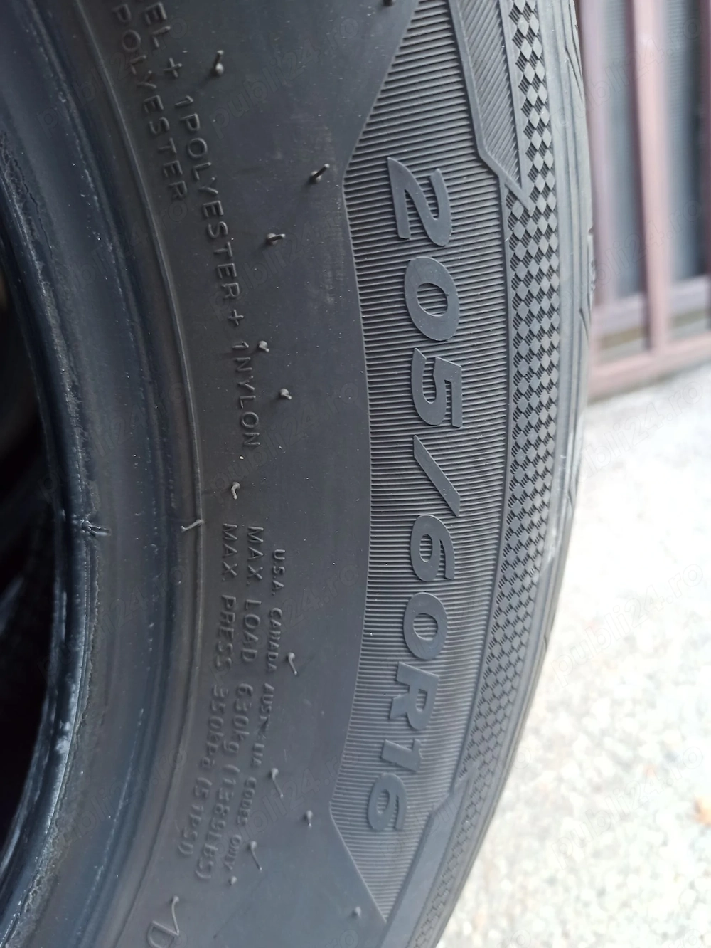 vand cauciucuri de vara 205 60 16 in stare foarte buna
