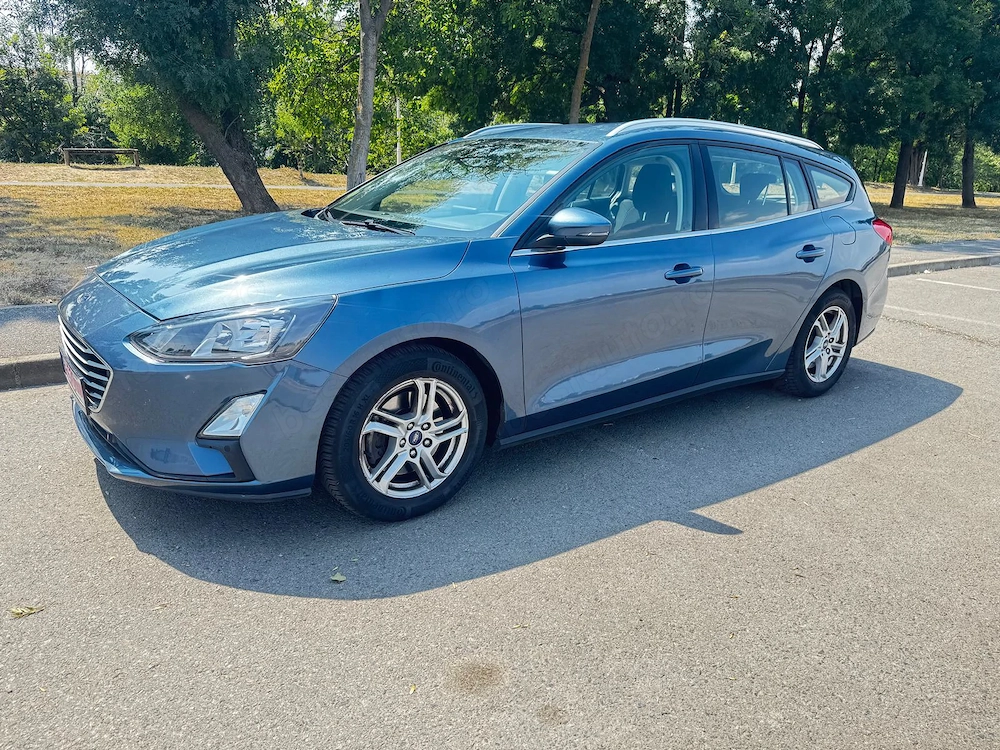 Ford Focus kombi 2021 automat 1.5 turbo diesel 