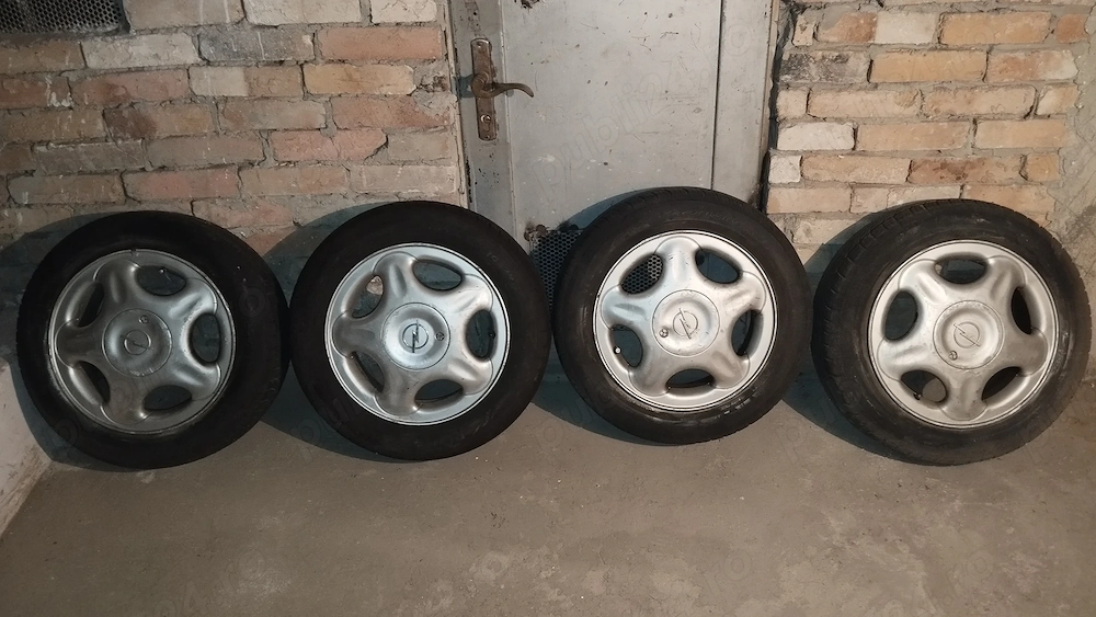 Jante Opel pe 14 cu cauciucuri