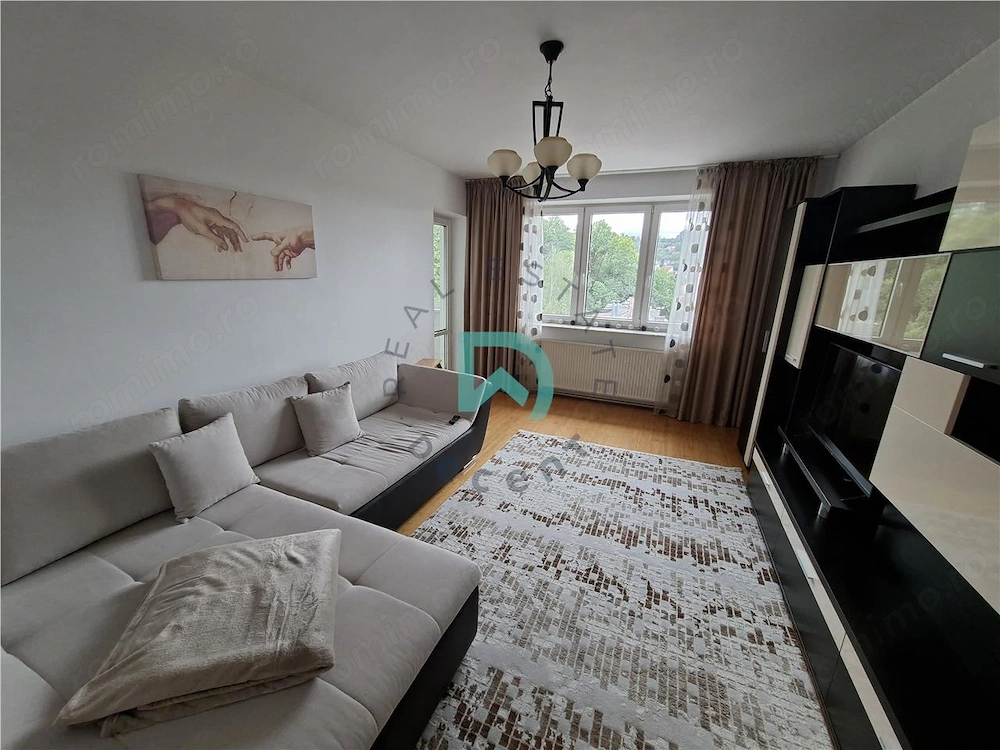 Apartament 3 camere Central, 70 mp - Brasov