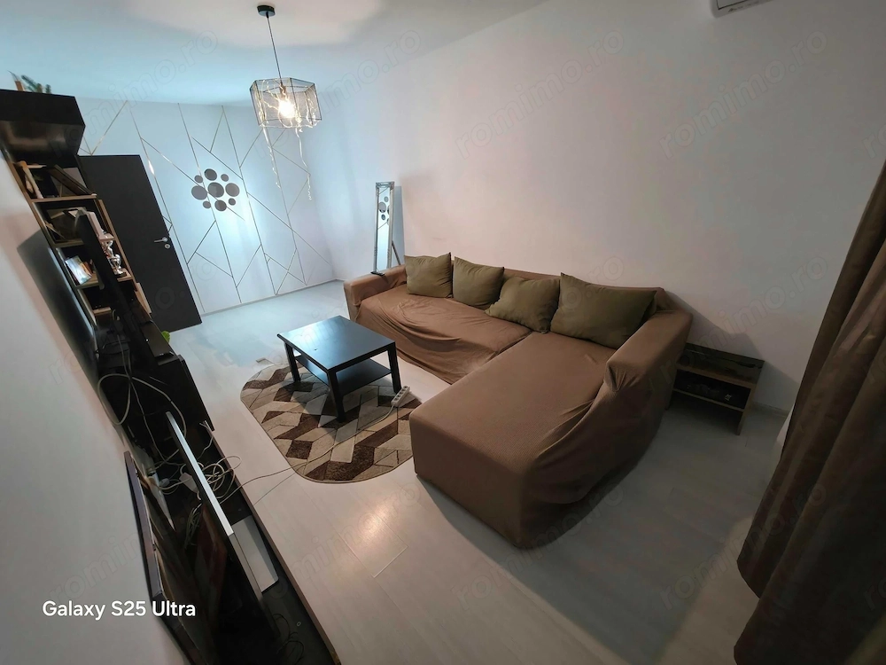Apartament 3 camere de vanzare