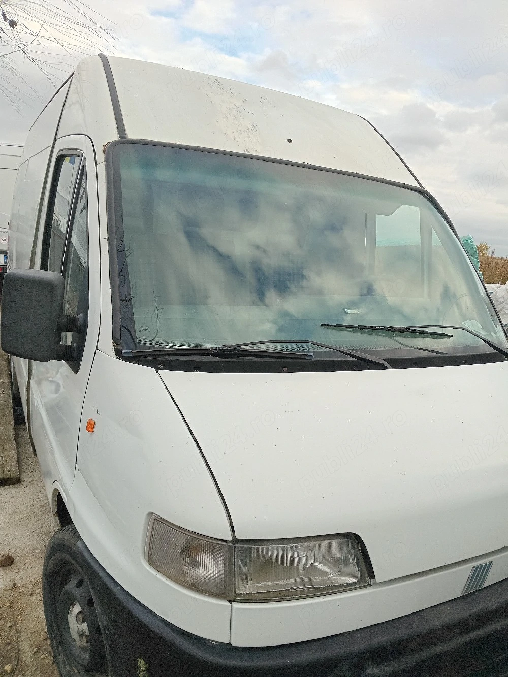 mașini de vânzare 