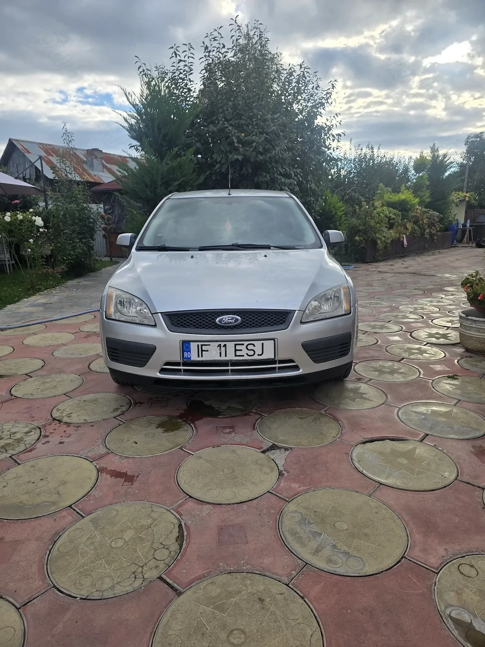 Ford focus 2007.berlina 16 benz.156000km.Perfecta stare+Taxe la zi .Certificat fiscal.