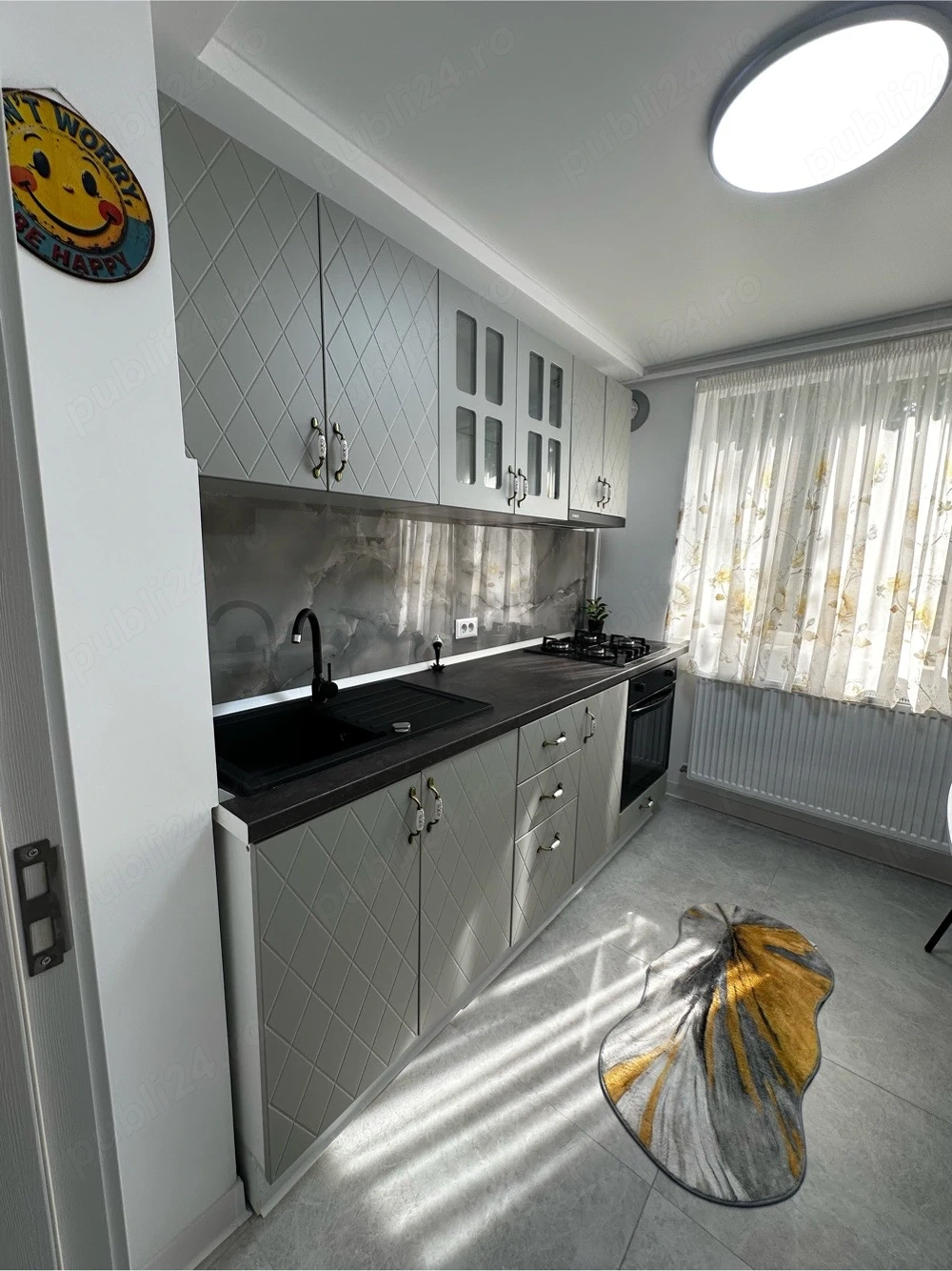 vand apartament 2 camere, la cheie