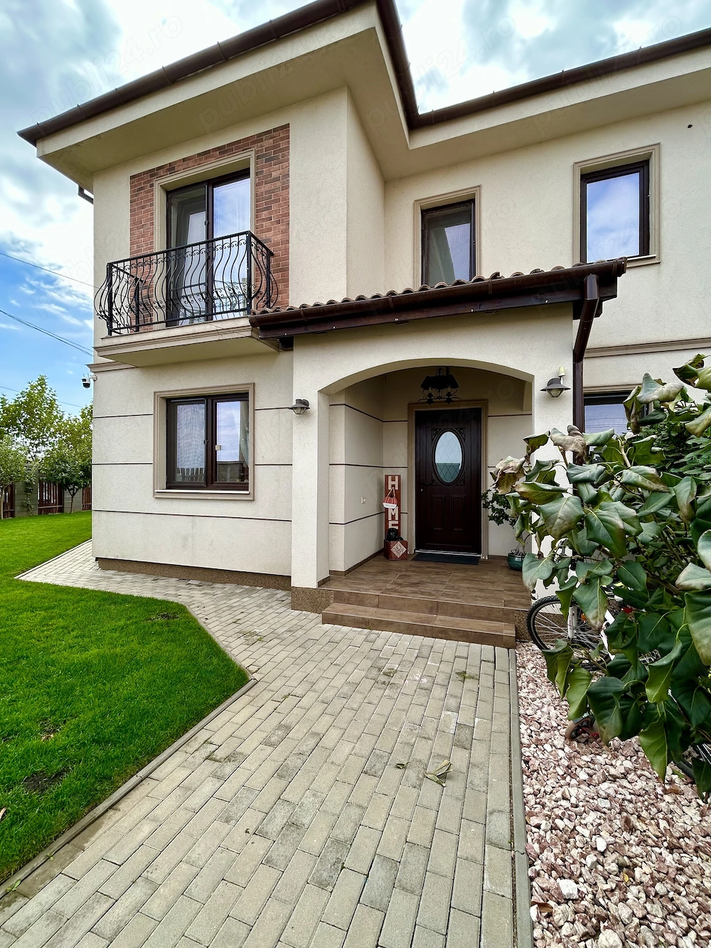 De vânzare casă tip duplex în Dumbrăvița