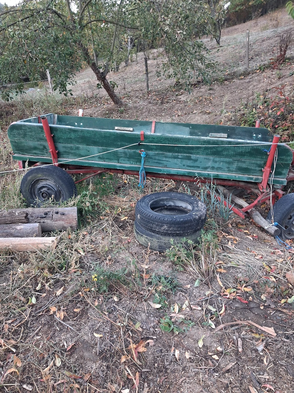 Căruță de vânzare se vinde cu tot ce e în poze