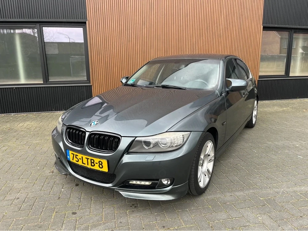 BMW seria 3 316i Business Line Full M Pachet 2010