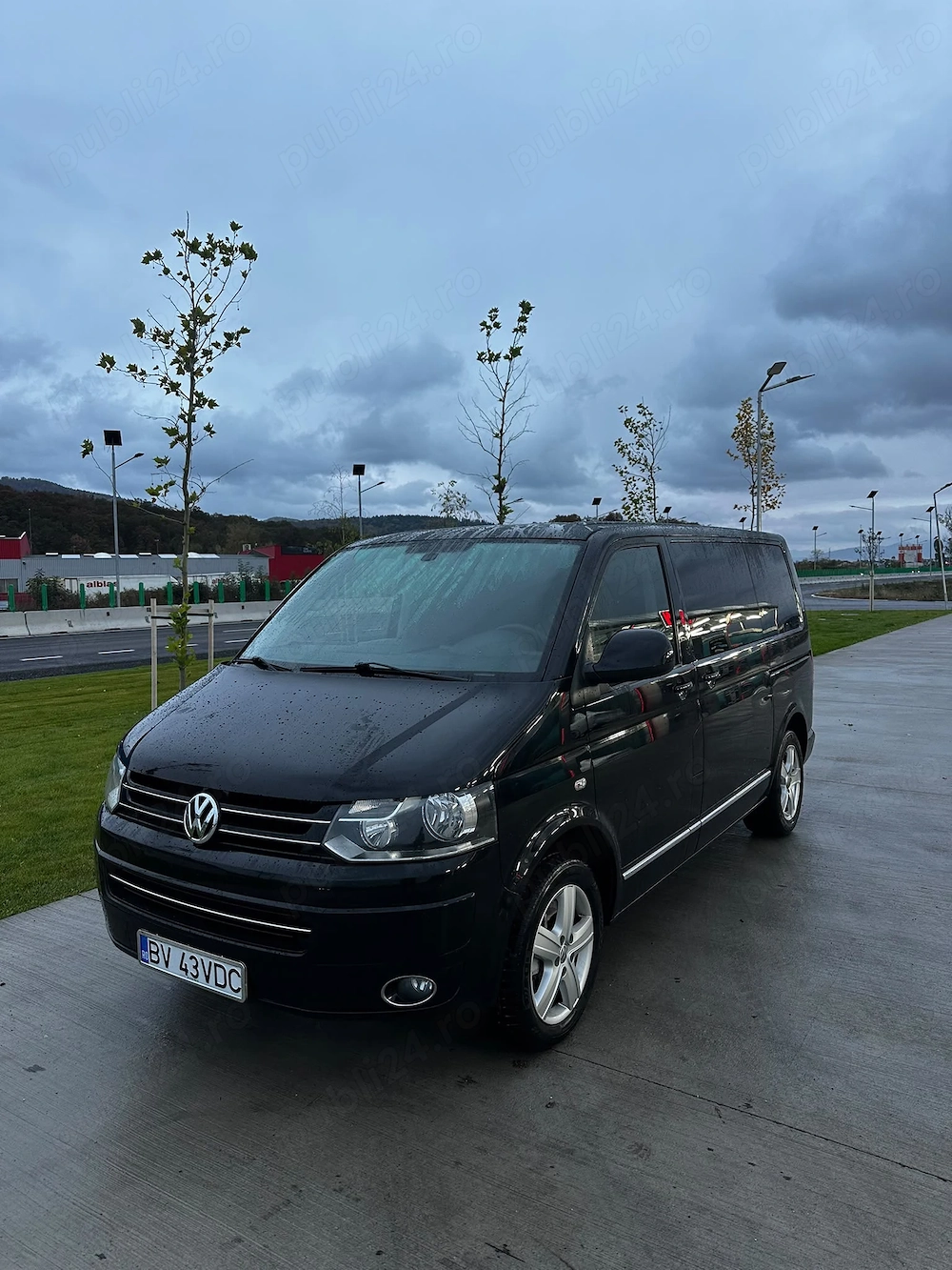 Volkswagen Multivan T5   2.0 BiTDI 180 CP, DSG, 7 locuri, 2011