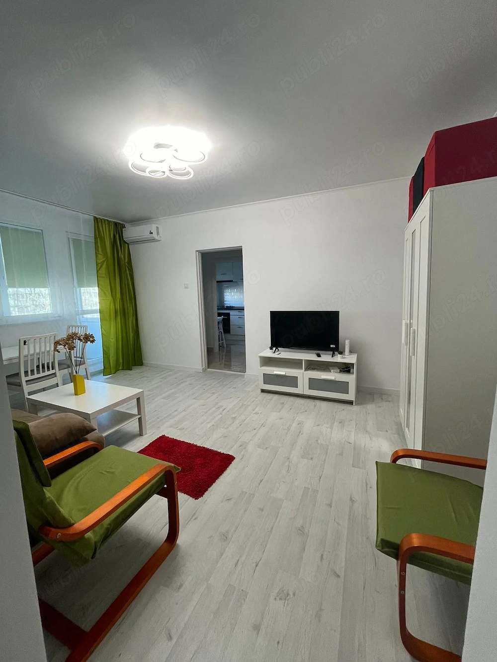 Proprierar vand apartament cart Pajura, str Faurei 5