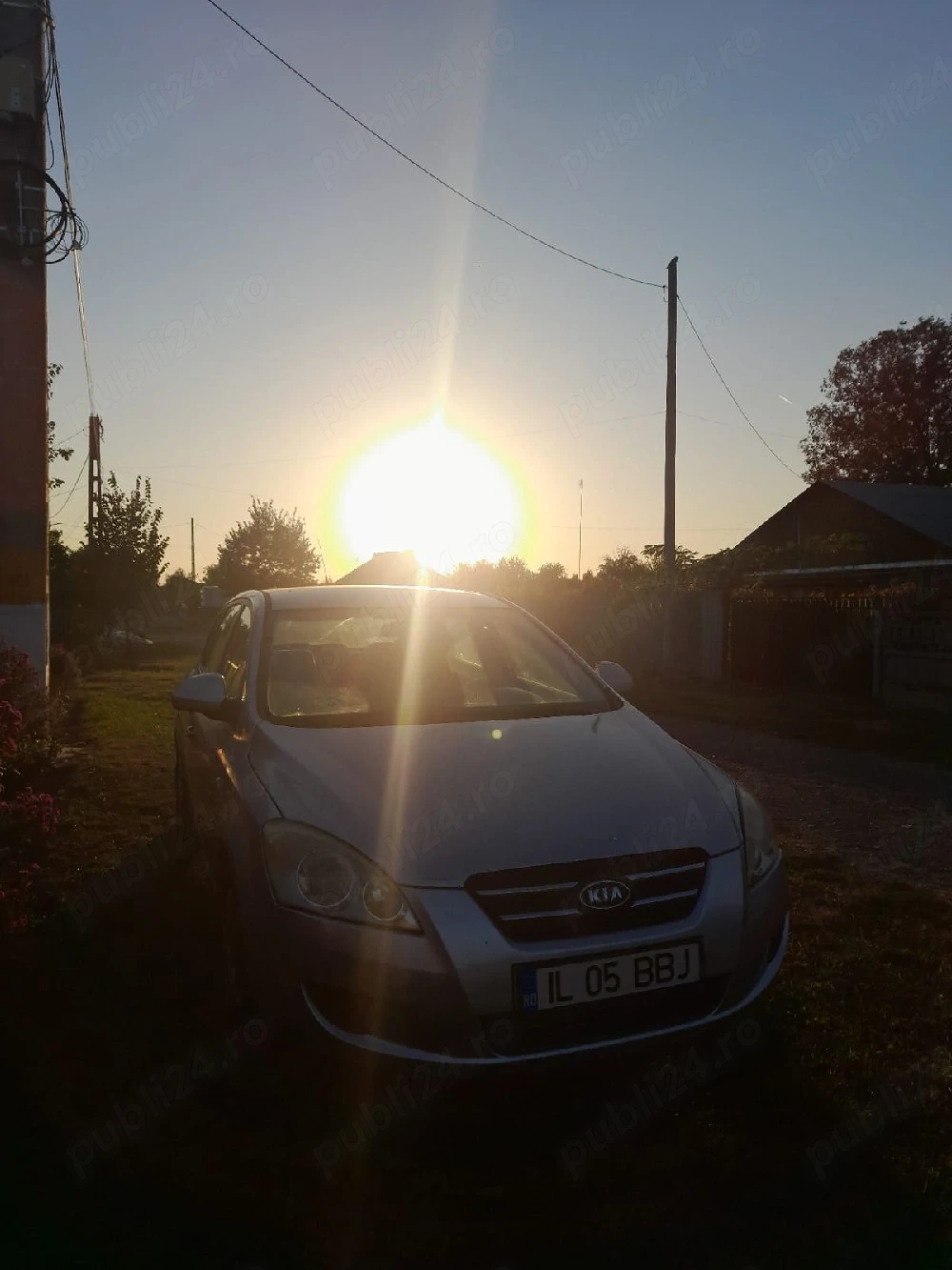 Vând Kia ceed