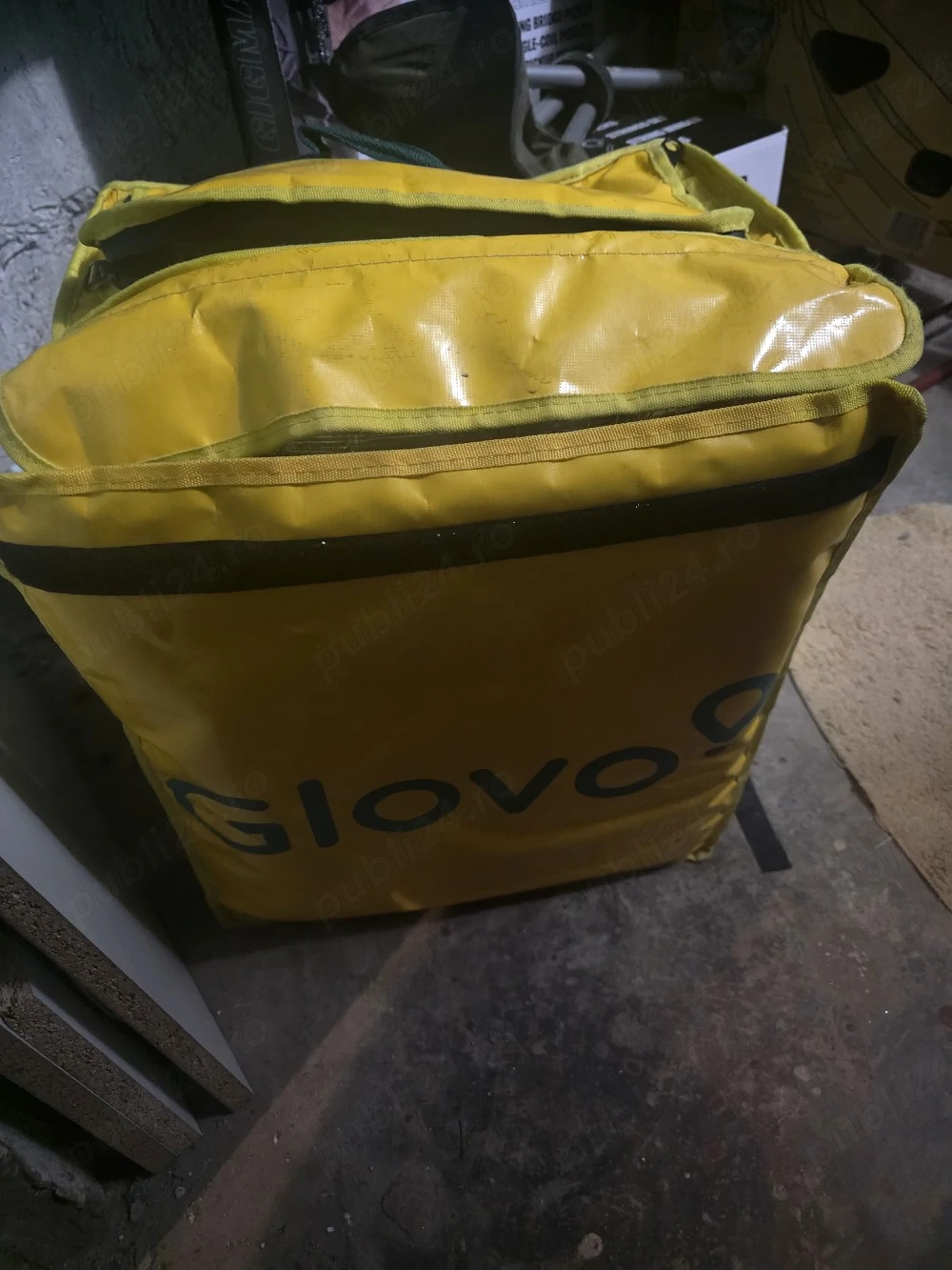 Geantă Glovo Tazz