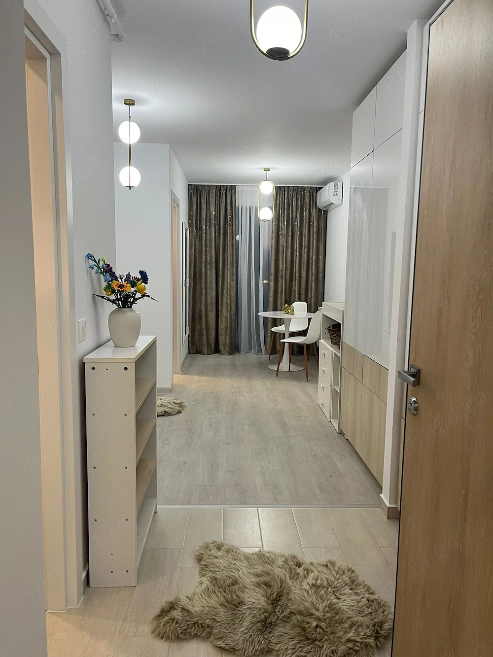 Închiriez garsonieră Hils Brauner Etaj 6 parcare