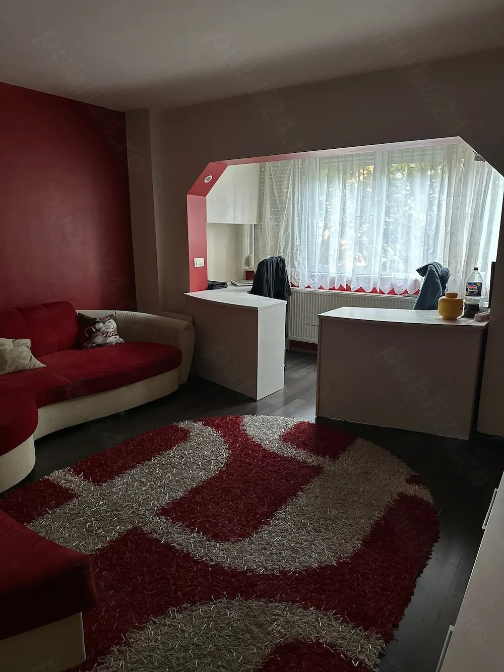 Apartament cu 3 camere, 2 băi, etaj 2, mobilat și utilat