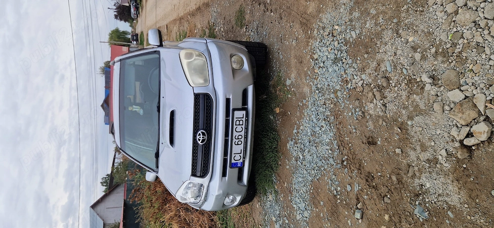 Toyota rav4 pentru dezmembrări