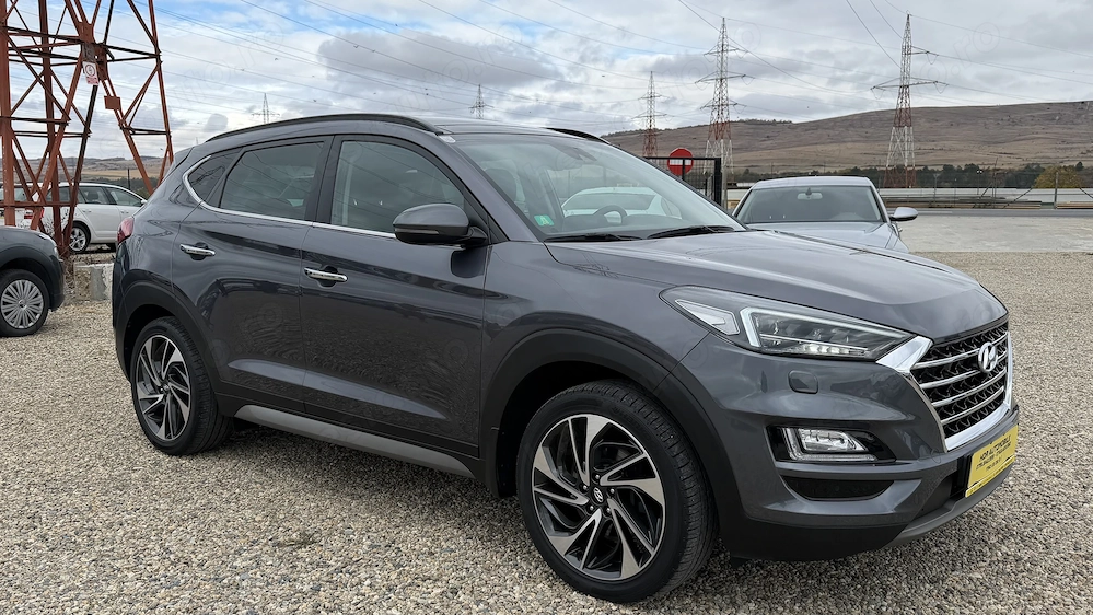 Hyundai Tucson 2019 1.6 CRDi 4x4 Automat Luxury Line Premium Edition   Full Option