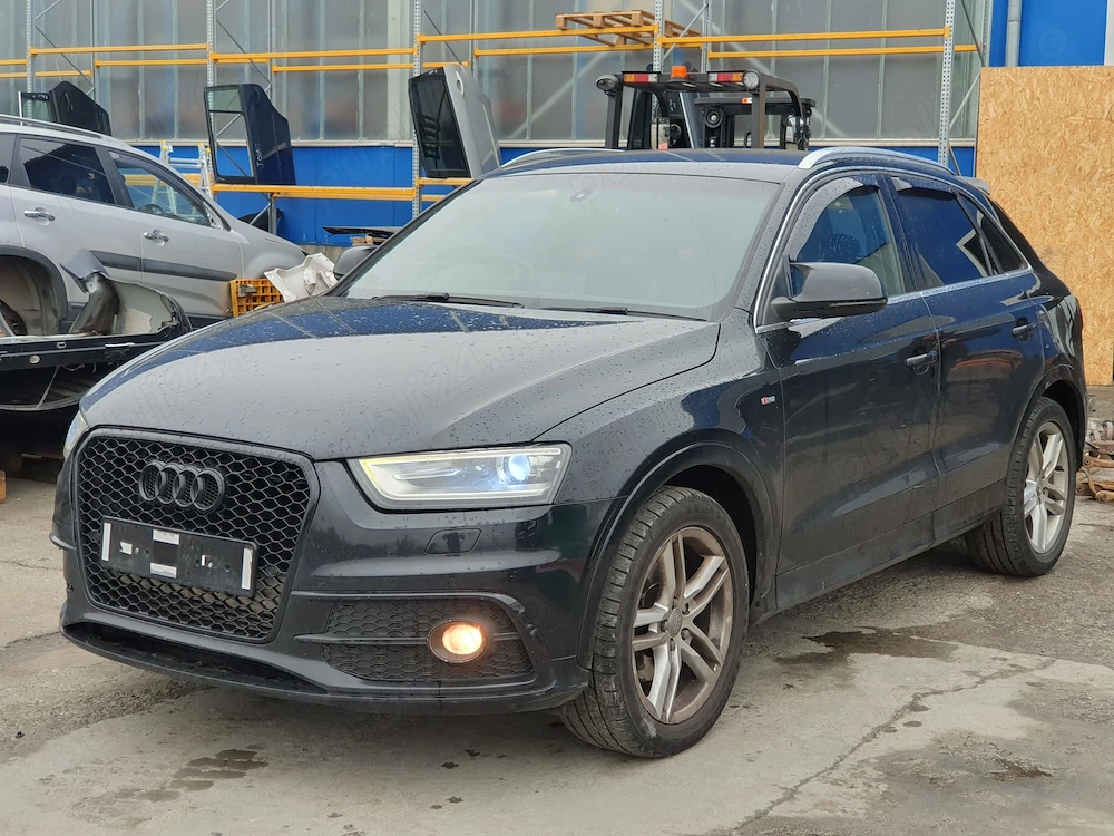 Dezmembrez Audi Q3 SL 2.0D 2014