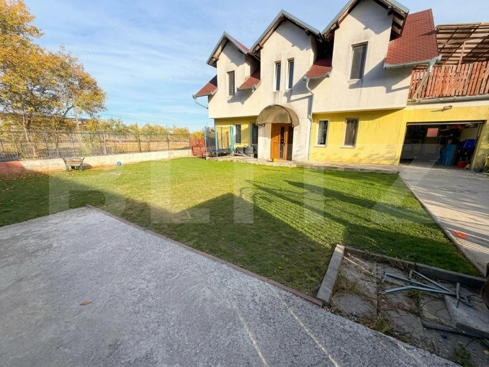 De vanzare: Casa moderna P+1 cu garaj si teren de 498 mp – Jucu de Mijloc, 