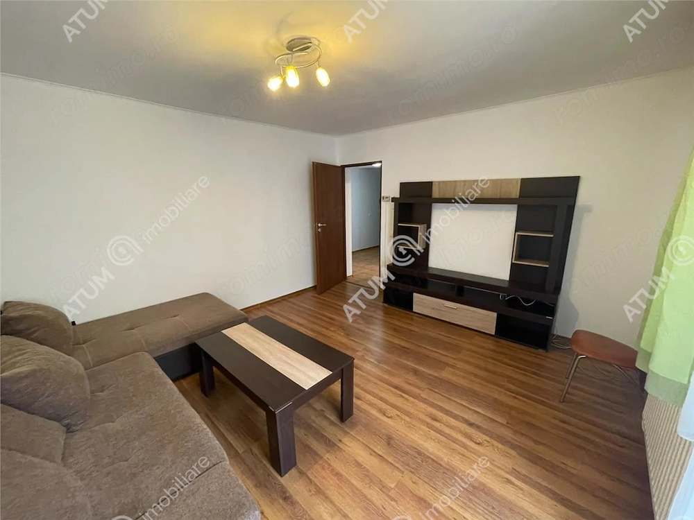 Apartament 2 camere decomandate si balcon zona Turnisor din Sibiu
