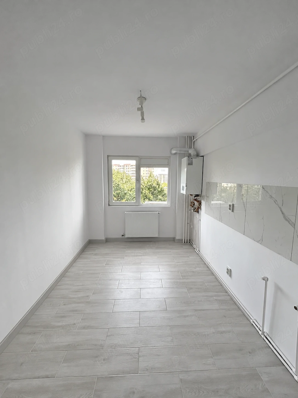 Proprietar vând apartament 3 cam(70mp), cu centrala termica, Lujerului, 2 min. metrou