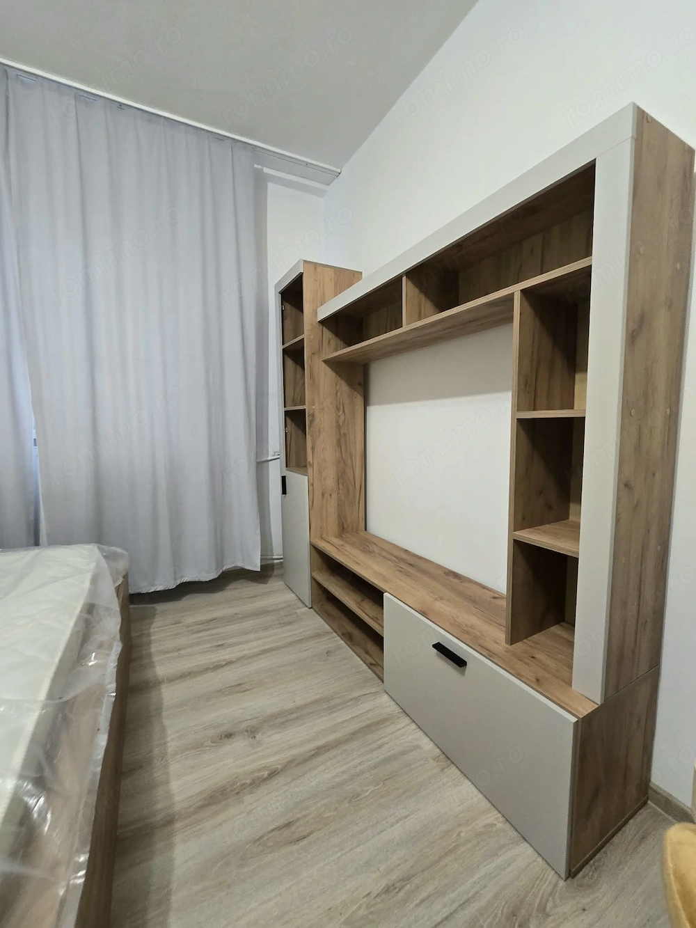 De închiriat garsonieră   Zona Buziașului- 1410