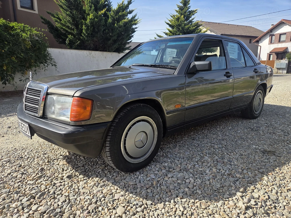 Mercedes Benz   C 190 